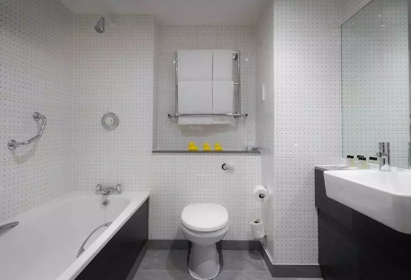 اتاق استاندارد, Maldron Hotel Dublin Airport