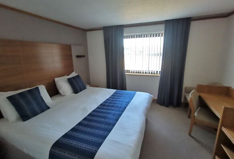 스탠다드 룸, Passage House