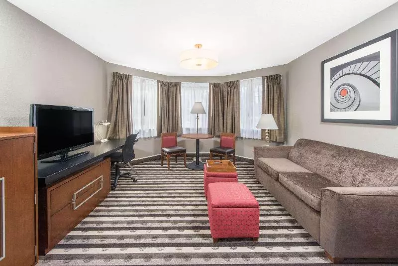 استودیوی پریمیوم, Radisson Hotel Puerto Varas
