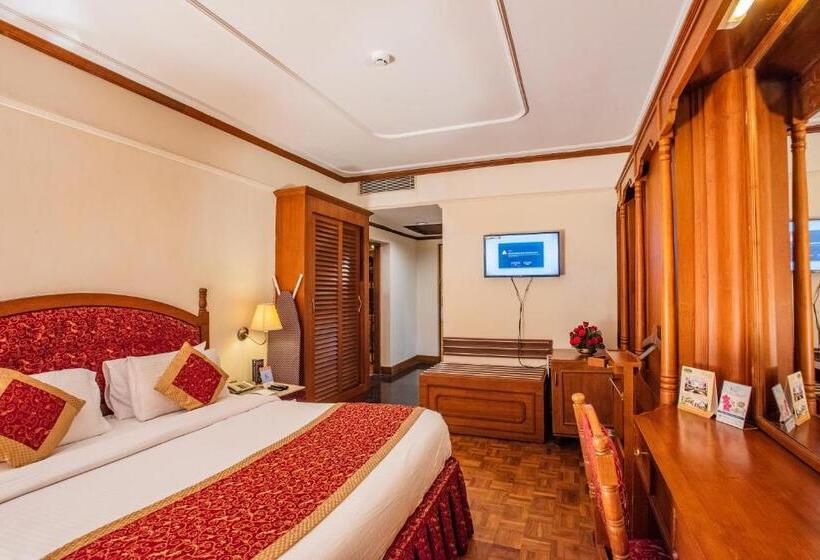 סוויטה דלוקס, The South Park