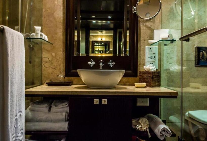 로얄 룸, The Leela Kovalam, A Raviz