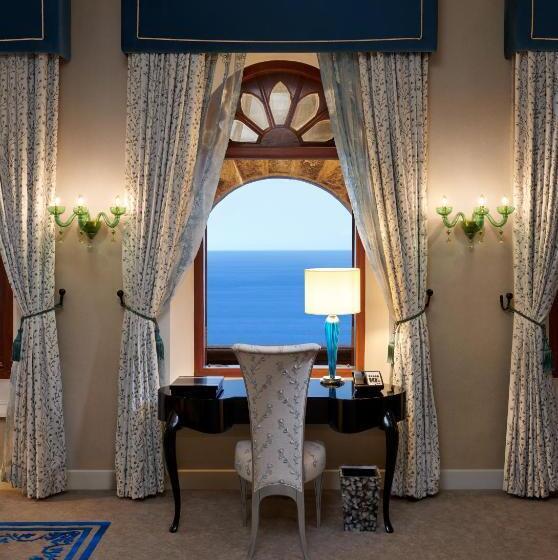 جناح, The Leela Kovalam, A Raviz