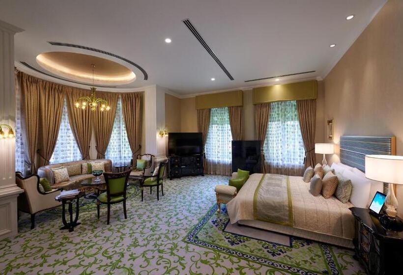 جناح, The Leela Kovalam, A Raviz