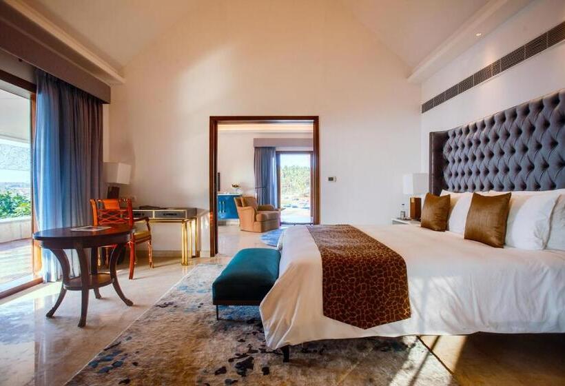 جناح مطلّ علي البحر, The Leela Kovalam, A Raviz