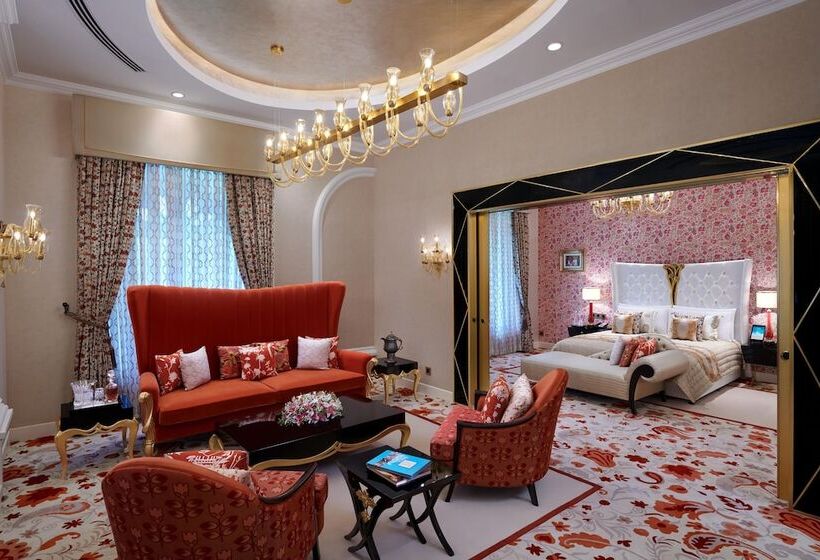 جناح, The Leela Kovalam, A Raviz