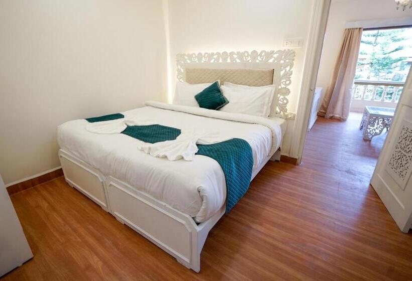 Президентский Люкс, Lillywoods Highland Beach Resort