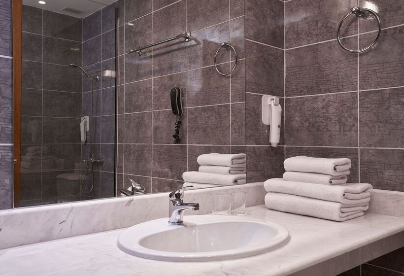 Семейный Номер Вид на Сад, Sandy Beach Resort