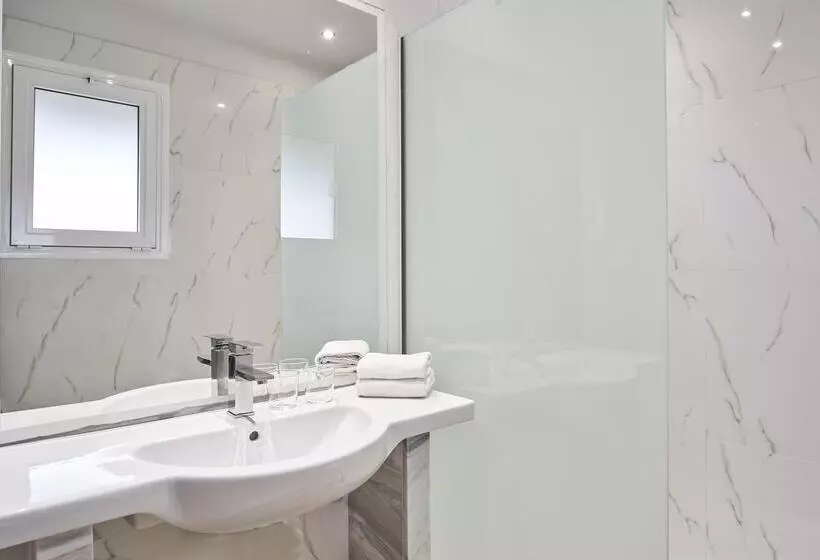 اتاق سوپریور با چشم‌انداز باغ, Sandy Beach Resort