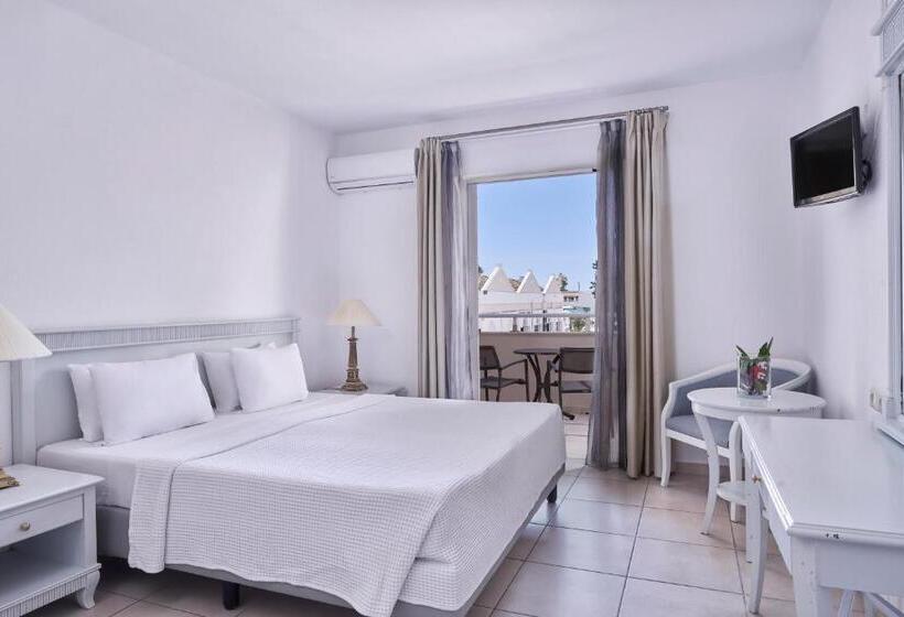 Номер Superior Вид на Сад, Sandy Beach Resort