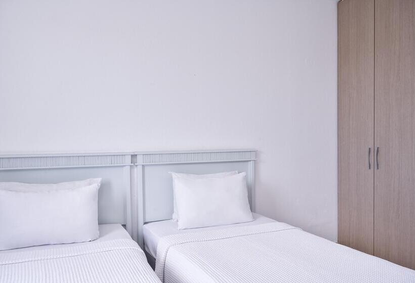 Семейный Номер Вид на Сад, Sandy Beach Resort