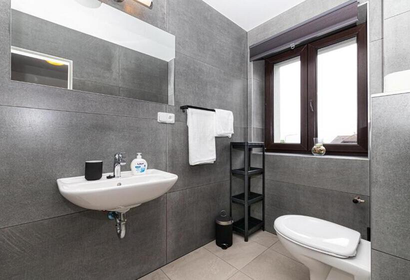 Семейный Номер, Horský Hotel Sport