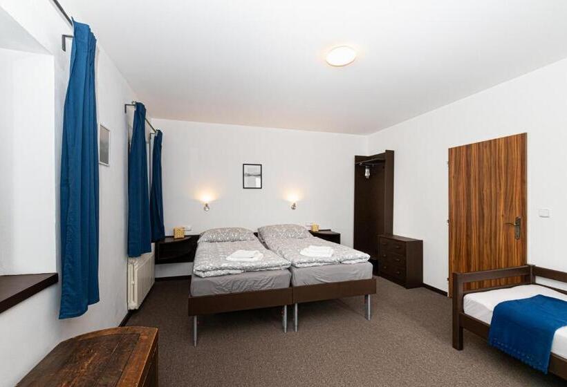 Семейный Номер, Horský Hotel Sport