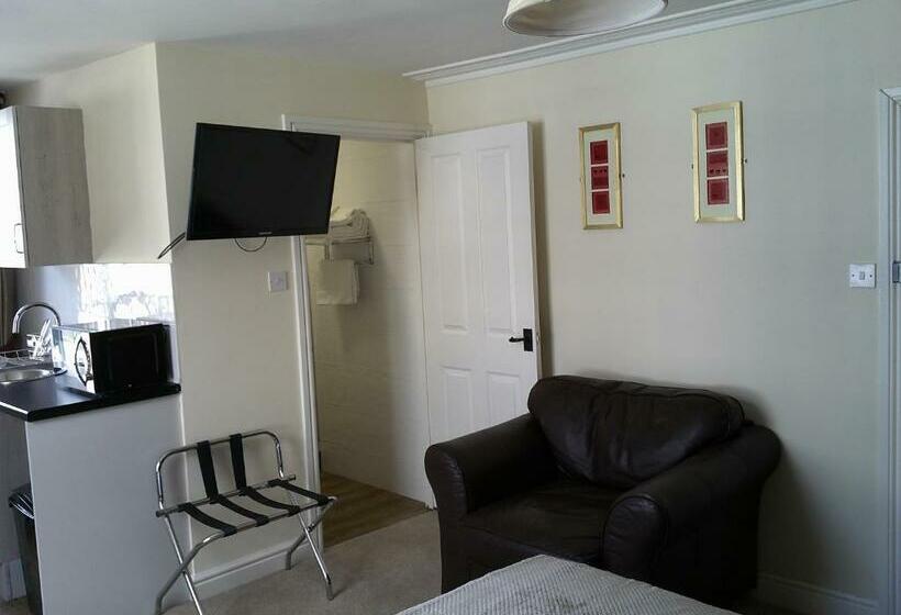 סטודיו סטנדרט, מיטה זוגית, The Crown