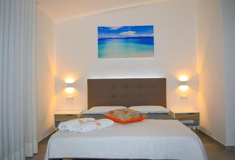Standard-huone Puutarhanäkymä, Valle Degli Ulivi B&b
