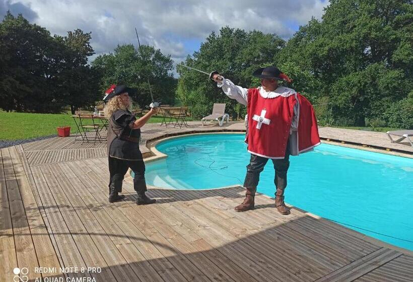 Номер Superior, Les Bulles Perchées De Lartigue