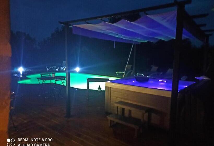 Номер Superior, Les Bulles Perchées De Lartigue