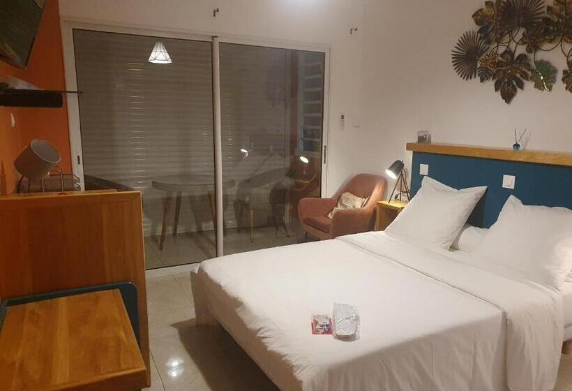 اتاق لوکس, Yangou Appart 1