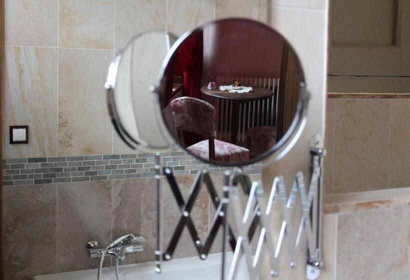 Номер Стандарт с Гидромассажем, Arte Y Natura Valdivielso