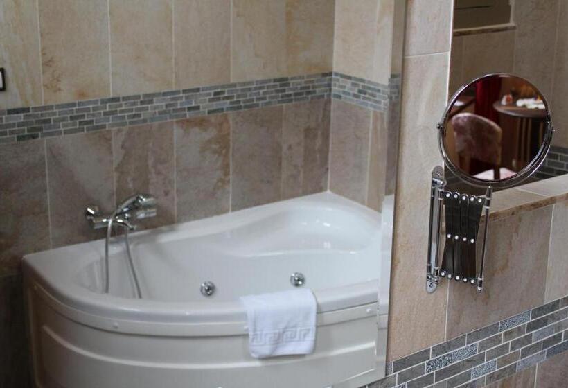 Номер Стандарт с Гидромассажем, Arte Y Natura Valdivielso