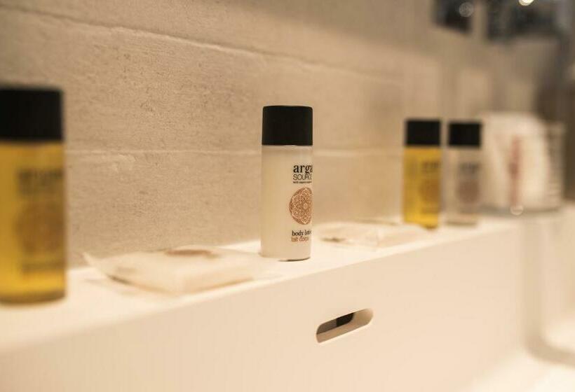 スタンダードルーム, 1770 & Spa