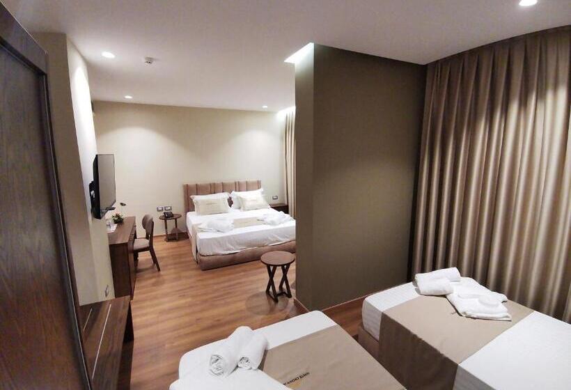 סוויטה, White Crown