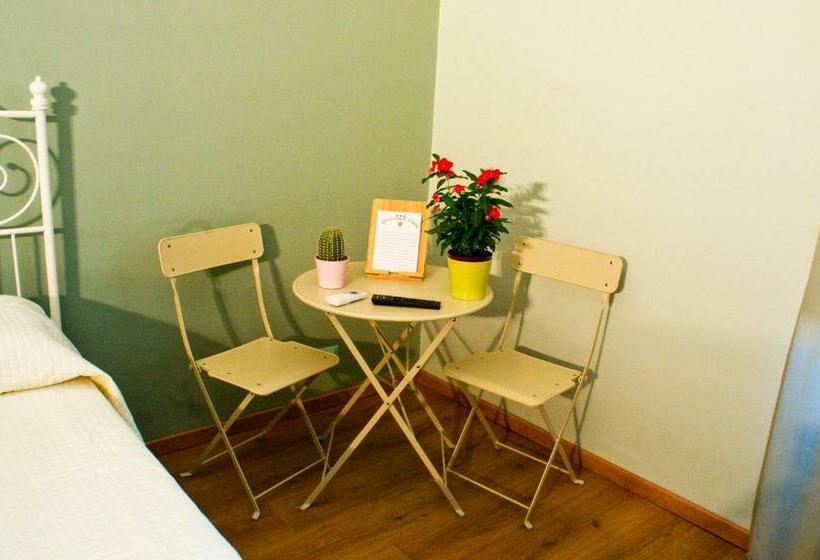 バルコニー付きスタンダードルーム, B&b Affittacamere Trigona