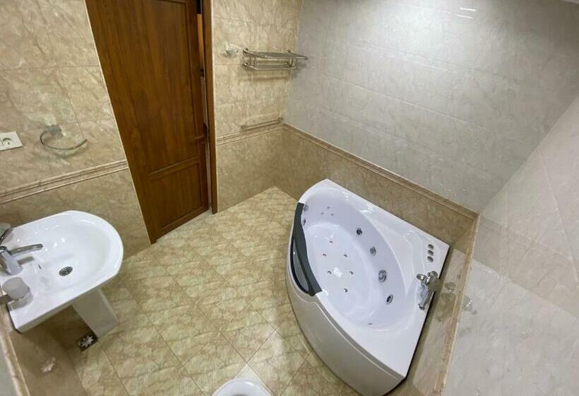 디럭스 룸, Your Home