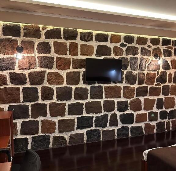 디럭스 룸, Your Home