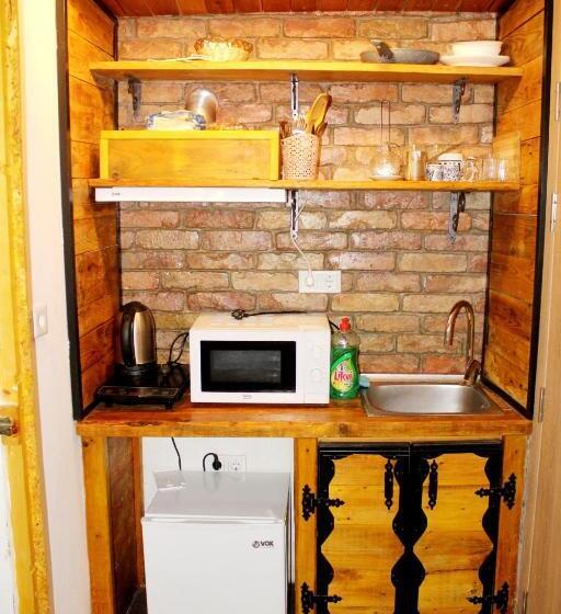 استودیوی استاندارد, Sebilhan Apart