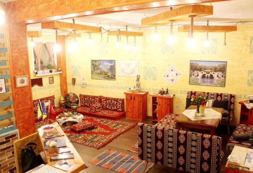 اتاق خانوادگی, Sebilhan Apart