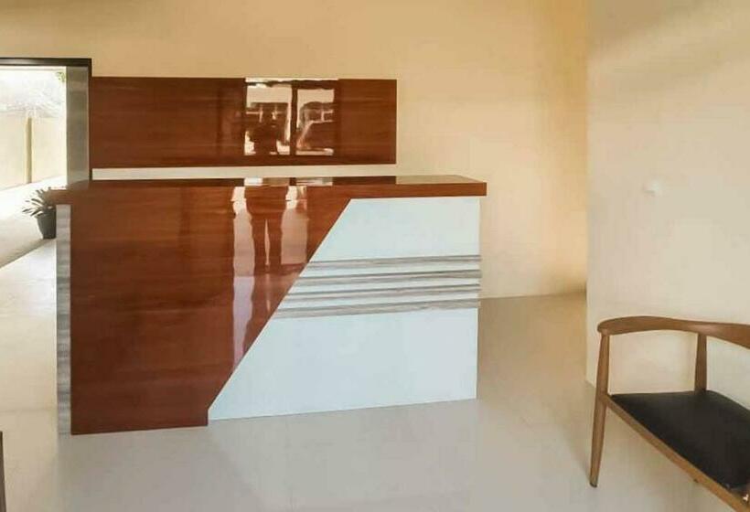 Номер Стандарт, Jatiwangi Syariah Guest House Mitra Reddoorz