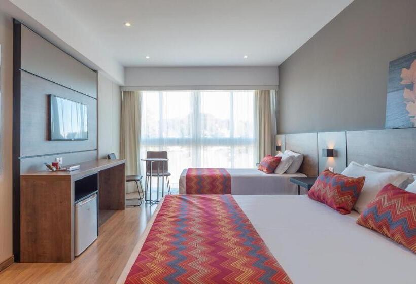 Quarto deluxe, Laghetto Stilo Vita