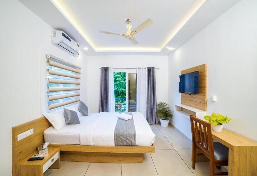 اتاق لوکس با بالکن, Oceana Hills Residency