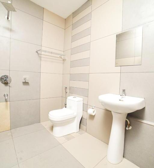 اتاق لوکس با بالکن, Oceana Hills Residency