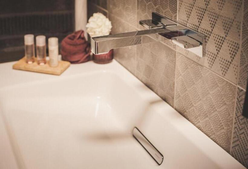 キングサイズベッドのスタンダードルーム, Relais Almaranto