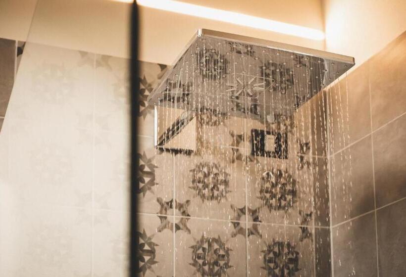 キングサイズベッドのスーペリアルーム, Relais Almaranto