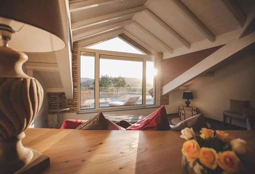 キングサイズベッドのスイートルーム, Relais Almaranto