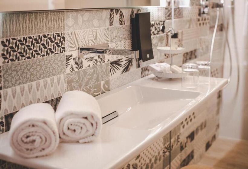 Стандартный Номер Кровать Кинг, Relais Almaranto