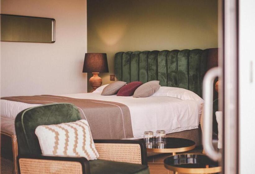 キングサイズベッドのスタンダードルーム, Relais Almaranto