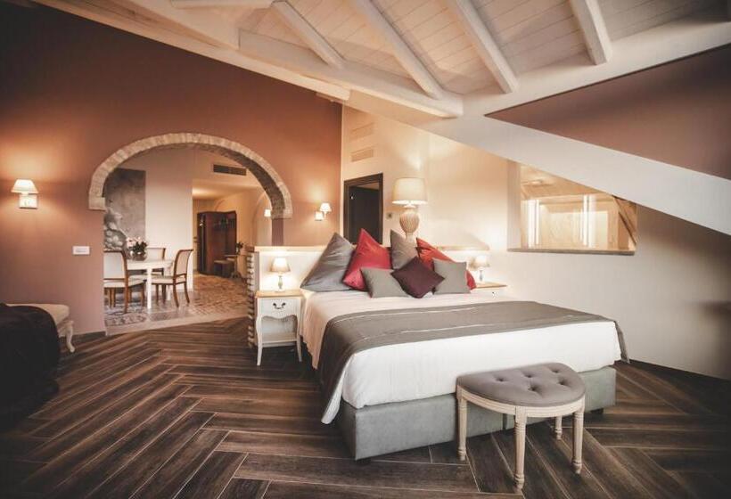 キングサイズベッドのスイートルーム, Relais Almaranto