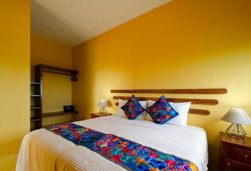 اتاق لوکس با چشمانداز دریا, Casa Biulú