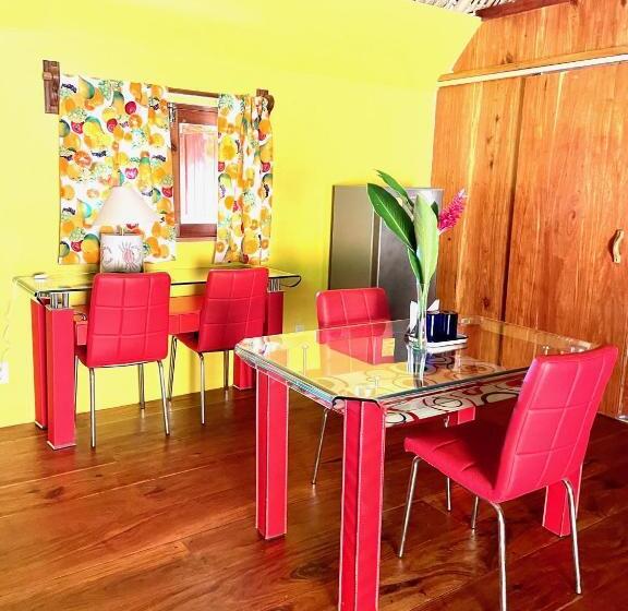 استودیو استاندارد با تخت کینگ, Casa Biulú