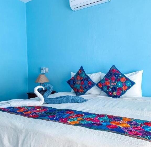 اتاق اساندارد با چشمانداز جانبی به دریا, Casa Biulú