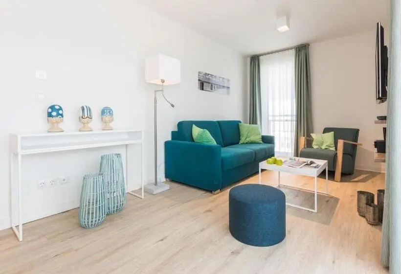 ２ベッドルームアパートメント, Apartmenthaus Am Park