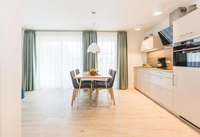 バルコニー付き１ベッドルームアパートメント, Apartmenthaus Am Park
