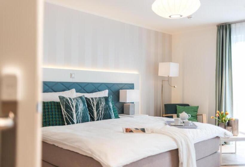 Студия Стандарт, Apartmenthaus Am Park