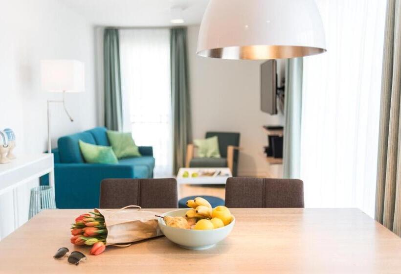 شقة غرفتين, Apartmenthaus Am Park