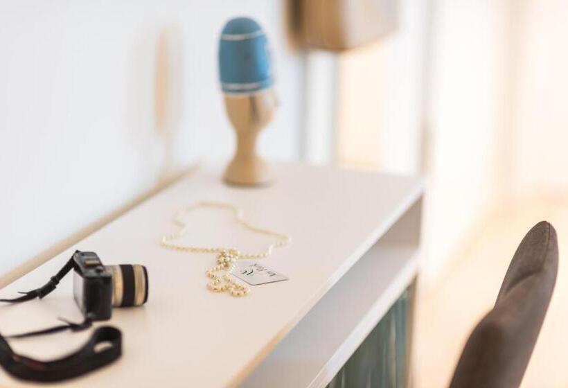 إستوديو قياسى, Apartmenthaus Am Park