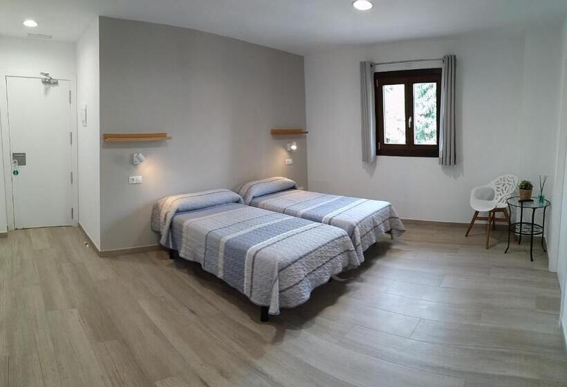 Номер Superior, Casa Forestal