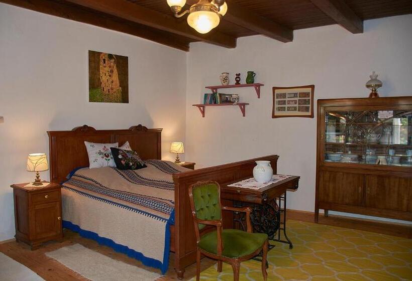 شقة غرفتين, Égkőris Vendégház